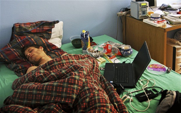 Lazy_man_2704346b