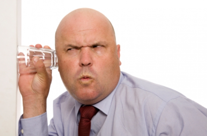 man-eavsdropping-688x451