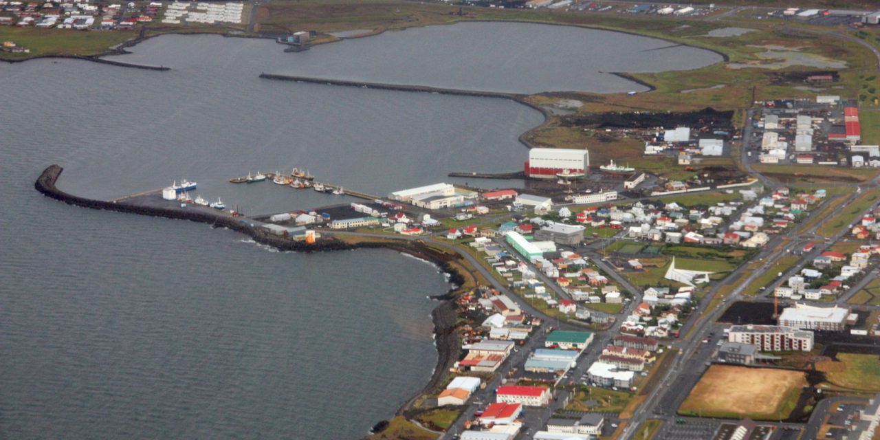 Reykjanesbær segist ekki leysa húsnæðismál með því að koma börnum í fóstur